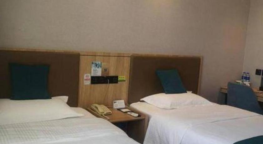 Hotel Greentree Inn Beijing Shangdi East Anningzhuang Road Shell Hotel 3*